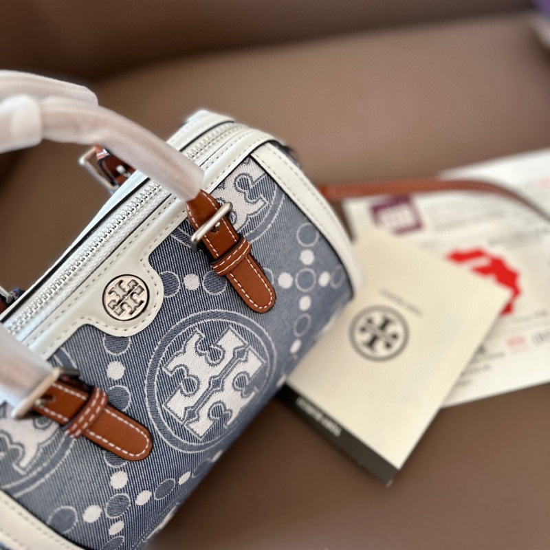 【特別セール】 トリーバーチデニムT MonogramBarrel Bag Miniバッグ